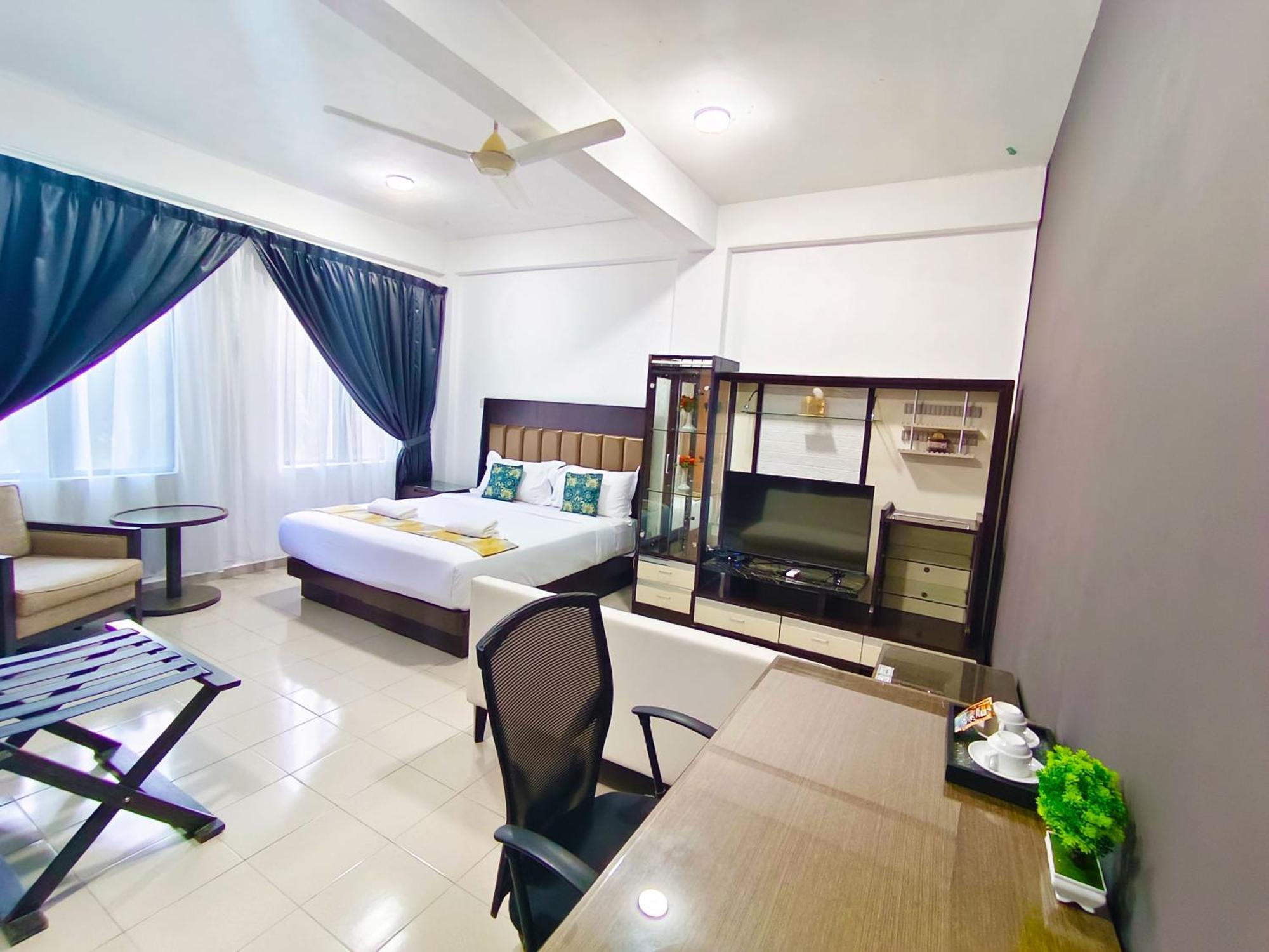 Salaam Suites Hotel كوتا بْهارو المظهر الخارجي الصورة